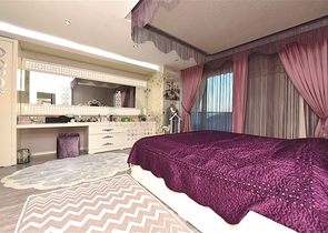 من افخم الفلل في الانيا - اطلالة ساحرة على البحر والقلعة - في مركز الانيا 