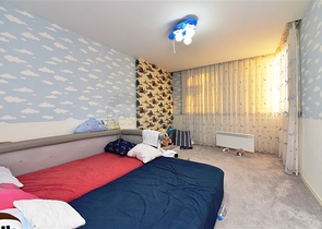 من افخم الفلل في الانيا - اطلالة ساحرة على البحر والقلعة - في مركز الانيا 