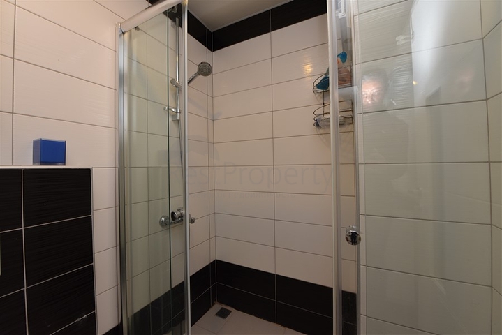 اطلالة بحر في الانيا - شقة غرفة وصالة مفروشة -ضمن مجمع يضم كافة الخدمات -افسلار / الانيا 