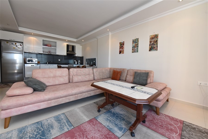 اطلالة بحر في الانيا - شقة غرفة وصالة مفروشة -ضمن مجمع يضم كافة الخدمات -افسلار / الانيا 