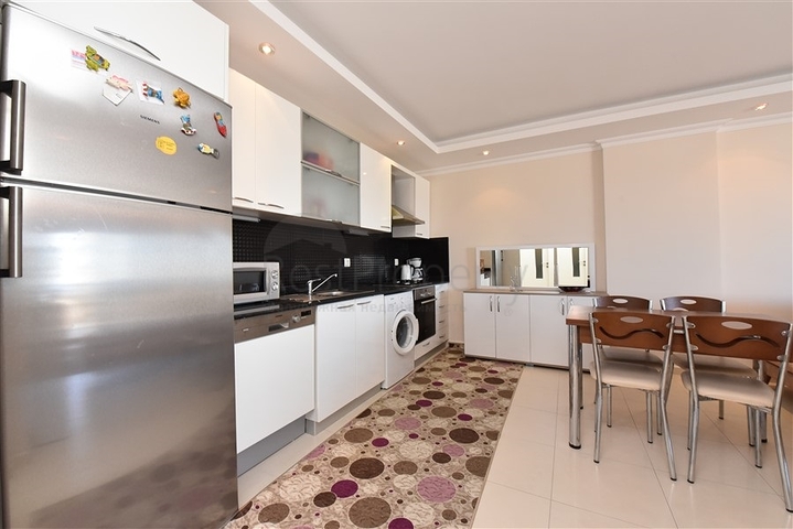 اطلالة بحر في الانيا - شقة غرفة وصالة مفروشة -ضمن مجمع يضم كافة الخدمات -افسلار / الانيا 