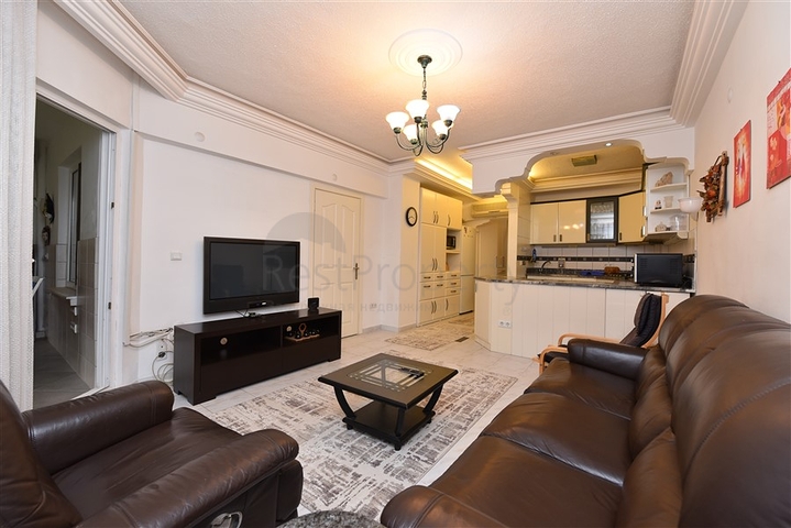 100 متر الى البحر - شقة غرفتين وصالة في اوبا / الانيا