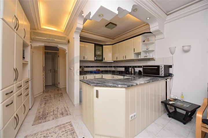 100 متر الى البحر - شقة غرفتين وصالة في اوبا / الانيا