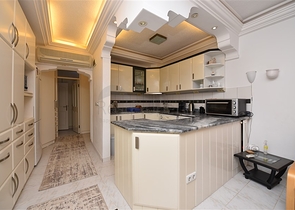 100 متر الى البحر - شقة غرفتين وصالة في اوبا / الانيا