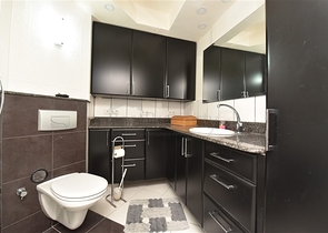 100 متر الى البحر - شقة غرفتين وصالة في اوبا / الانيا