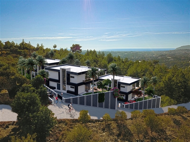 فلل فاخرة في الانيا - اطلالة بحر - 4 غرف وصالة في اوبا /الانيا 