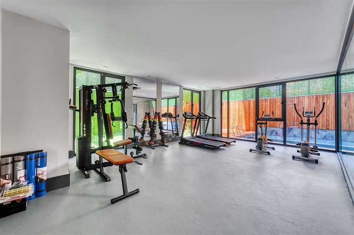 الاستثمار العقاري في الانيا - مجمع قيد الانشاء في اوبا / الانيا 