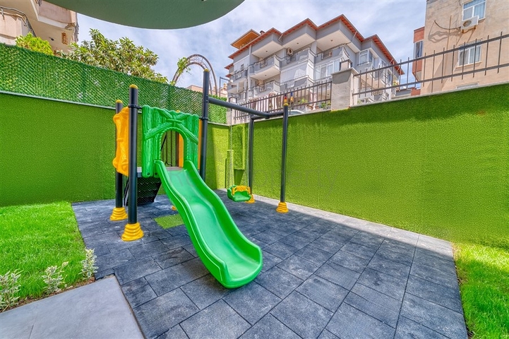 الاستثمار العقاري في الانيا - مجمع قيد الانشاء في اوبا / الانيا 