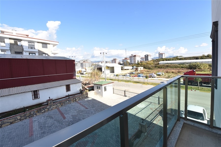 شقق للبيع في كوناكلي - مجمع سكني جديد -قريب من البحر والمركز -الانيا 