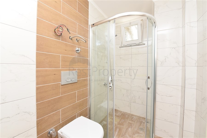 شقق للبيع في كوناكلي - مجمع سكني جديد -قريب من البحر والمركز -الانيا 