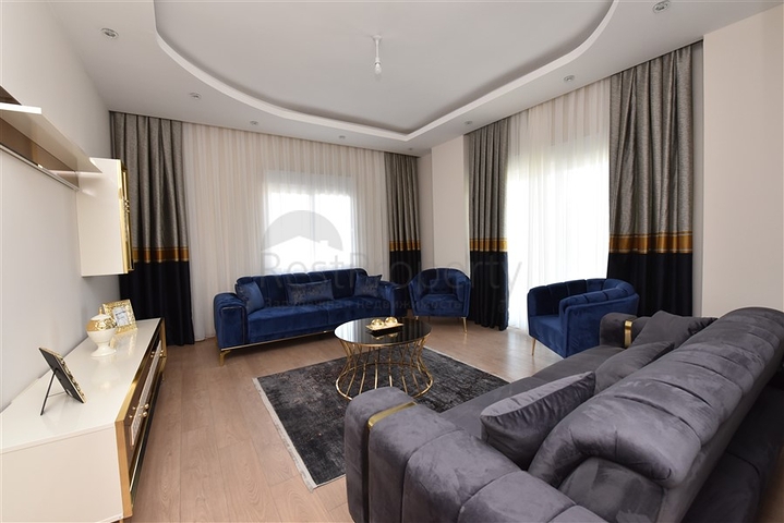 شقق للبيع في كوناكلي - مجمع سكني جديد -قريب من البحر والمركز -الانيا 