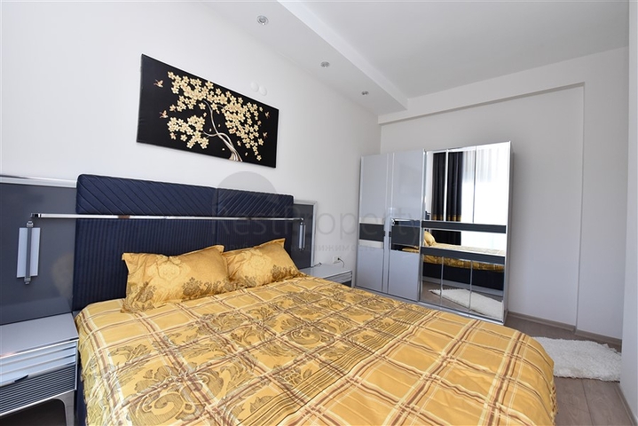 شقق للبيع في كوناكلي - مجمع سكني جديد -قريب من البحر والمركز -الانيا 