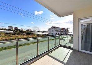 شقق للبيع في كوناكلي - مجمع سكني جديد -قريب من البحر والمركز -الانيا 