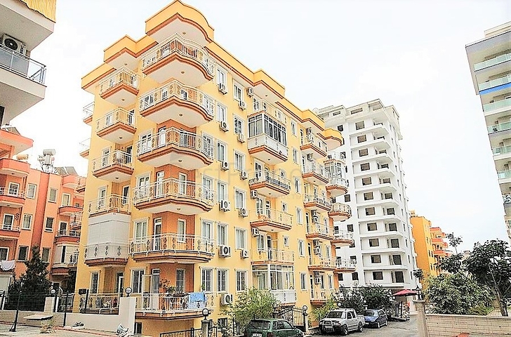 شقة غرفتين وصالة للبيع - في محمودلار / مدينة الانيا 