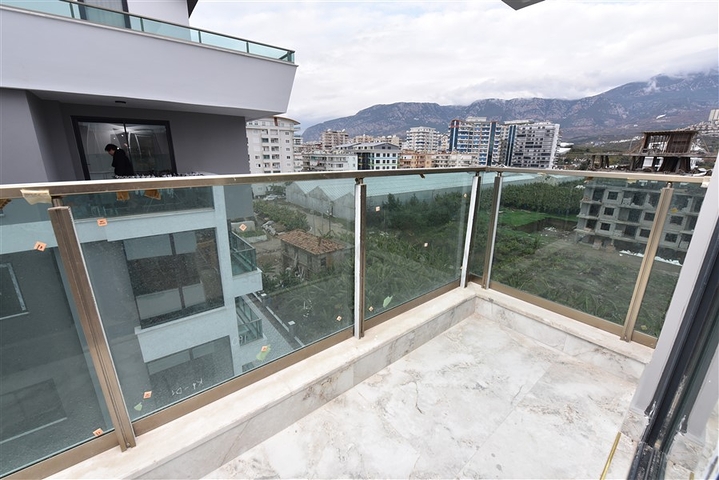 اطلالة بحر -دوبلكس 4 غرف وصالة -مجمع جديد -في كارجيجاك / الانيا 