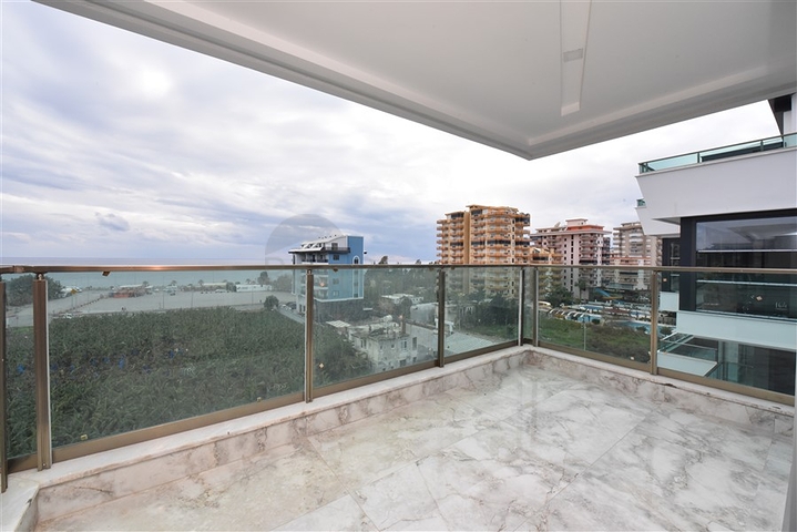 اطلالة بحر -دوبلكس 4 غرف وصالة -مجمع جديد -في كارجيجاك / الانيا 