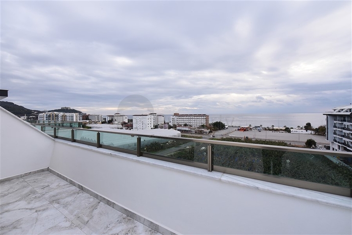 اطلالة بحر -دوبلكس 4 غرف وصالة -مجمع جديد -في كارجيجاك / الانيا 