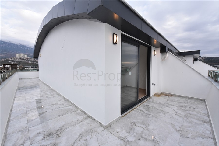 اطلالة بحر -دوبلكس 4 غرف وصالة -مجمع جديد -في كارجيجاك / الانيا 