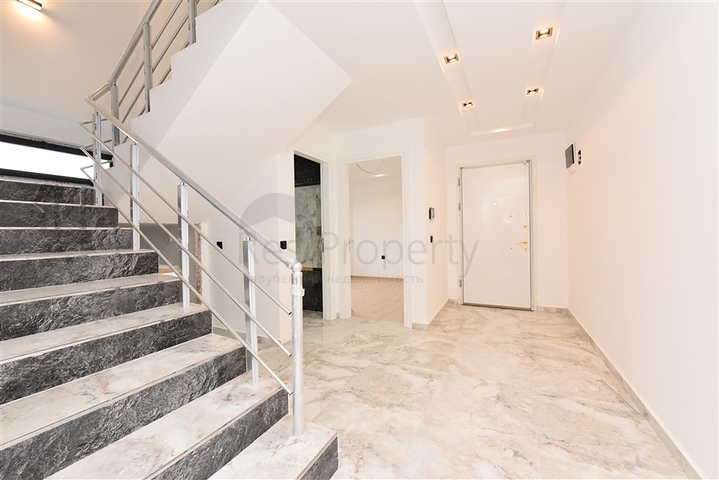 اطلالة بحر -دوبلكس 4 غرف وصالة -مجمع جديد -في كارجيجاك / الانيا 