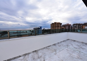 اطلالة بحر -دوبلكس 4 غرف وصالة -مجمع جديد -في كارجيجاك / الانيا 