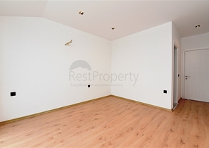 اطلالة بحر -دوبلكس 4 غرف وصالة -مجمع جديد -في كارجيجاك / الانيا 