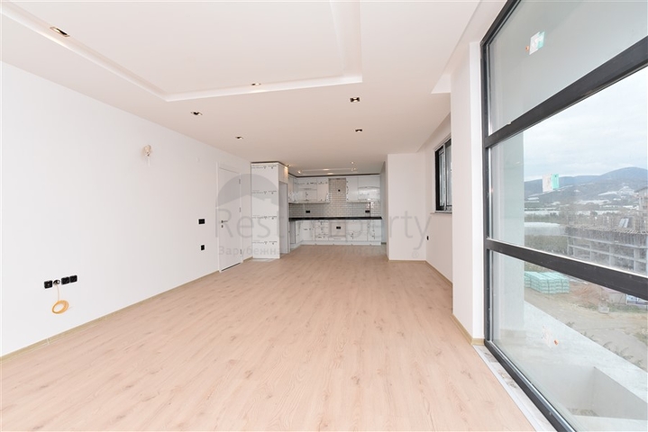 اطلالة بحر - دوبلكس 4 غرف وصالة -مجمع حديث -في كارجيجاك / الانيا 