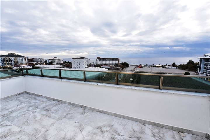 اطلالة بحر - دوبلكس 4 غرف وصالة -مجمع حديث -في كارجيجاك / الانيا 