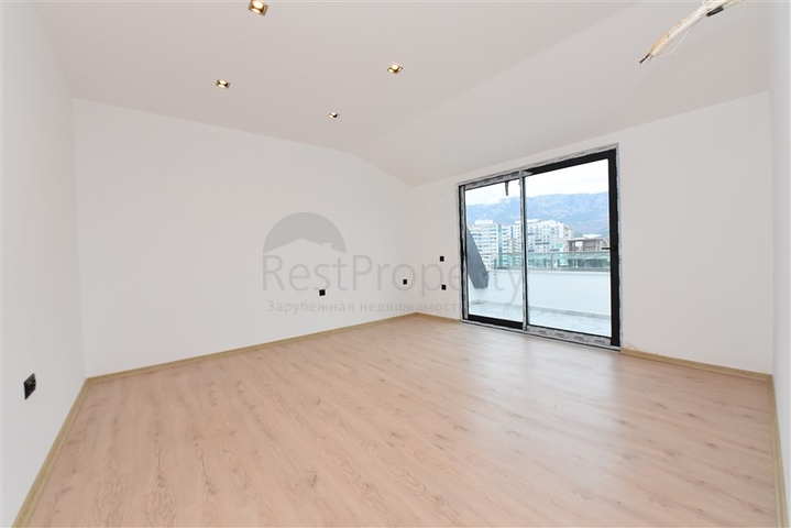 اطلالة بحر - دوبلكس 4 غرف وصالة -مجمع حديث -في كارجيجاك / الانيا 