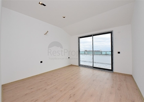 اطلالة بحر - دوبلكس 4 غرف وصالة -مجمع حديث -في كارجيجاك / الانيا 