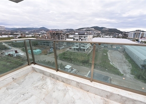 اطلالة بحر - دوبلكس 4 غرف وصالة -مجمع حديث -في كارجيجاك / الانيا 