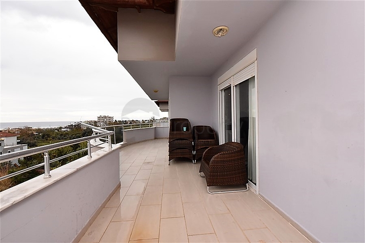 اطلالة بحر - دوبلكس 3 غرف وصالة في ديمرتاش / الانيا 