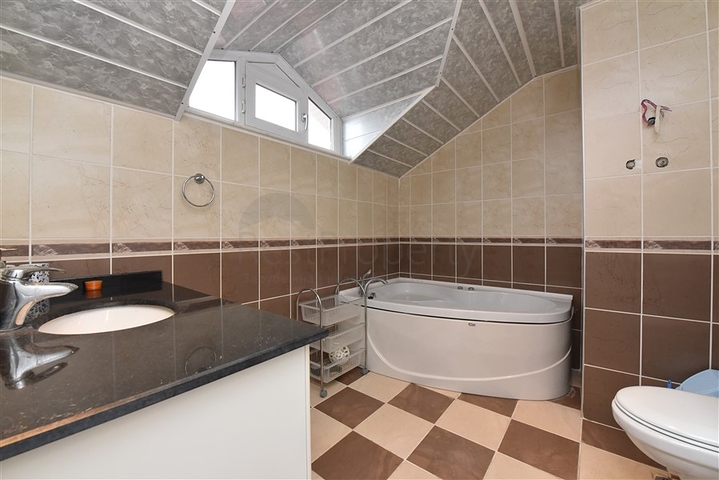 اطلالة بحر - دوبلكس 3 غرف وصالة في ديمرتاش / الانيا 