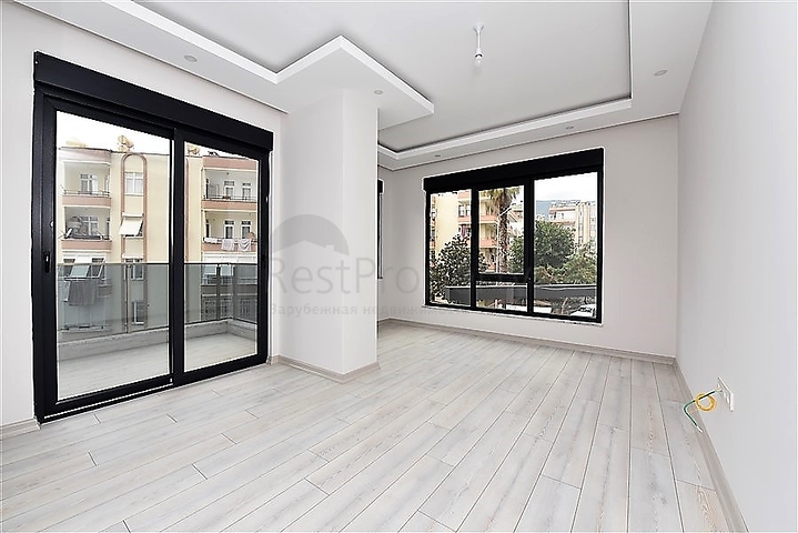 مركز الانيا - شقة غرفتين وصالة جديدة -الانيا 