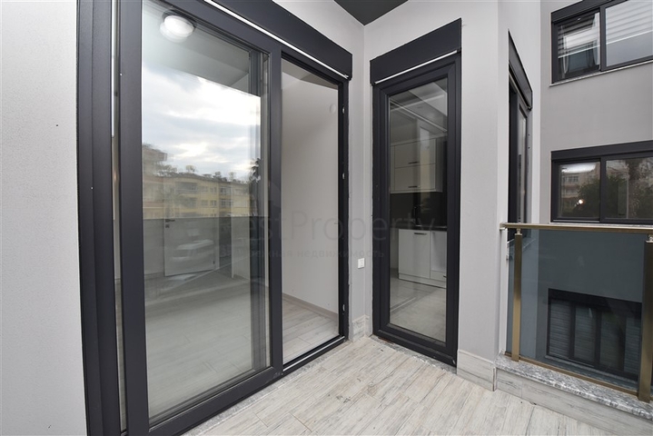 مركز الانيا - شقة غرفتين وصالة جديدة -الانيا 