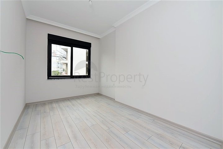 مركز الانيا - شقة غرفتين وصالة جديدة -الانيا 