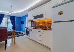 اطلالة بحر - مجمع فاخر - شقة 2 غرفة وصالة مفروشة - محمودلار / الانيا 