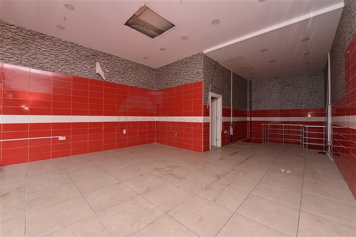 محلات للبيع في الانيا - قريب من شاطئ كليوباترا 