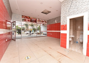 محلات للبيع في الانيا - قريب من شاطئ كليوباترا 