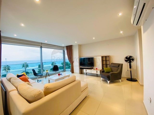 شقق اطلالة بحر في كاستل - غرفتين وصالة مفروشة -على البحر مباشرة -كاستل / الانيا 