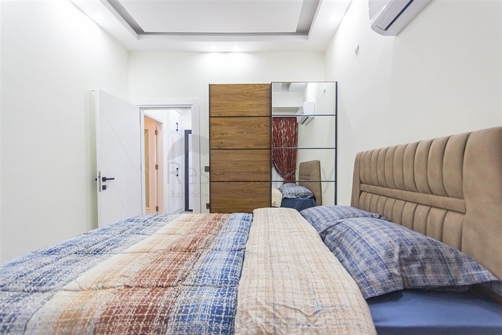 شقة فاخرة - غرفة وصالة ضمن مجمع سكني حديث - محمودلار / الانيا 