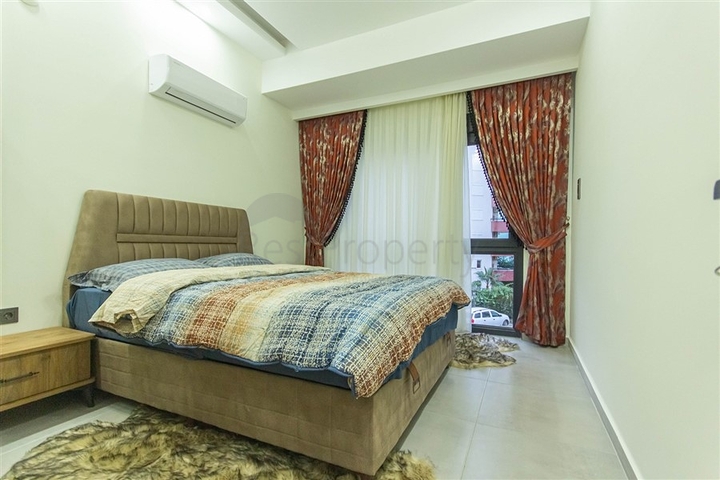 شقة فاخرة - غرفة وصالة ضمن مجمع سكني حديث - محمودلار / الانيا 