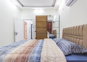 شقة فاخرة - غرفة وصالة ضمن مجمع سكني حديث - محمودلار / الانيا 