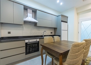 شقة فاخرة - غرفة وصالة ضمن مجمع سكني حديث - محمودلار / الانيا 