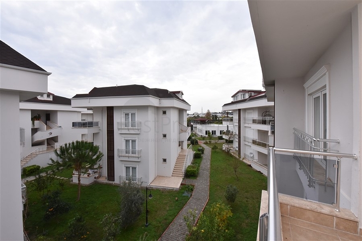 دوبلكس قريبة من البحر - 3 غرف وصالة ضمن مجمع سكني - الانيا 