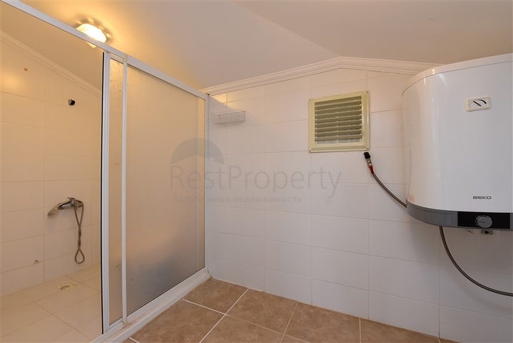 دوبلكس قريبة من البحر - 3 غرف وصالة ضمن مجمع سكني - الانيا 