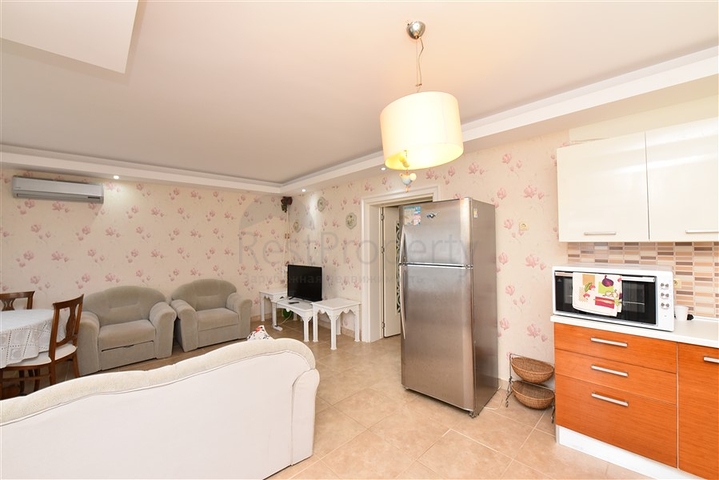 دوبلكس قريبة من البحر - 3 غرف وصالة ضمن مجمع سكني - الانيا 