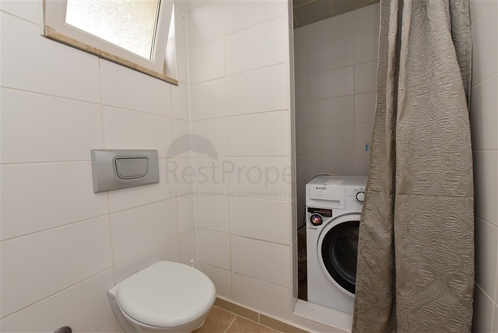 دوبلكس قريبة من البحر - 3 غرف وصالة ضمن مجمع سكني - الانيا 