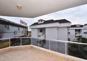 دوبلكس قريبة من البحر - 3 غرف وصالة ضمن مجمع سكني - الانيا 