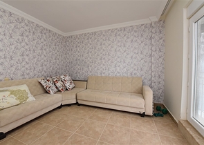 دوبلكس قريبة من البحر - 3 غرف وصالة ضمن مجمع سكني - الانيا 