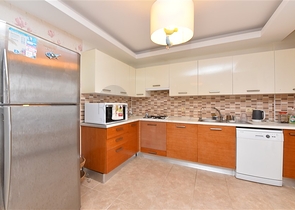 دوبلكس قريبة من البحر - 3 غرف وصالة ضمن مجمع سكني - الانيا 